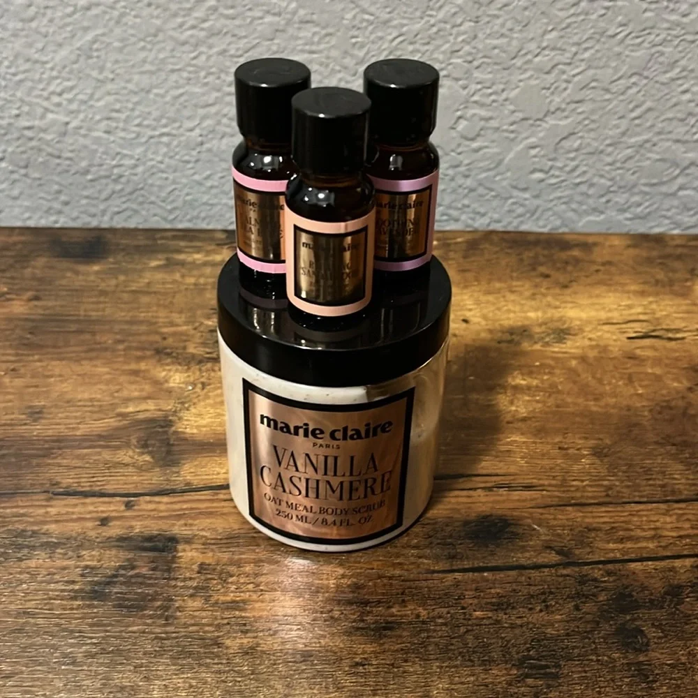 Marie Claire Paris Robe set Gift Box - Picture 9 of 10